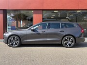 Volvo V60 - 2.0 B3 Essential Edition | Trekhaak | Winterpack