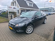 Ford Focus - 1.6-16V Futura