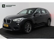 BMW X1 - SDrive18i Centennial Executive (CAMERA, NAVIGATIE, HEAD-UP D