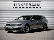 Volkswagen Passat - Variant GTE | Panorama | Trekhaak | Leder | Ergoactive | IQ 