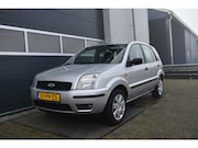 Ford Fusion - 1.4-16V Trend