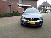 Volvo XC40 - 2.0 T4