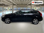Volvo V60 - 1.6 T3 Momentum Trekhaak, Navigatie, PDC...