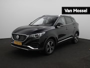 MG MG ZS - EV Luxury 45 kWh | Panoramadak | Leder | Stoelverwarming | A