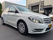 Mercedes-Benz B-klasse - 180 Ambition AUTOMAAT / 125 DKM
