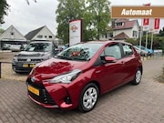 Toyota Yaris - 1.5 HYBRID AUTOMAAT / NAVI / CAMERA / CRUISE CTR. / TREKHAAK