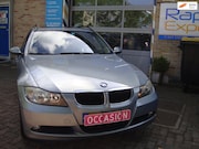BMW 3-serie - 320i Executive