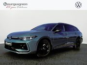 Volkswagen Passat - Variant 1.5 eHybrid R-Line Business | Trekhaak | Pano Dak |