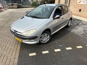 Peugeot 206 - 1.4 XT
