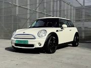 MINI One - 1.6 ONE MINIMAL. BNS AIRCO/CRUISE/LM VELGEN !!