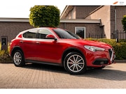Alfa Romeo Stelvio - 2.0 T AWD Super 280 PK Camera Stoel/Stuurverw Memory 19''