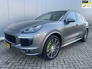Porsche Cayenne - 3.0 S E-Hybrid SPORT-DESIGN/ PANO/ SPORTCHRONO