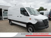 Mercedes-Benz Sprinter - 319 CDI 4x4 L2H2 Automaat Airco Cam Nav Haak UNIEK