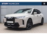 BMW iX - xDrive45 M Sport / Comfort Access / Adaptieve LED / Harman K