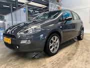 Fiat Punto - 0.9 TwinAir 5-DRS Cruise controle Airco APK bij aflevering