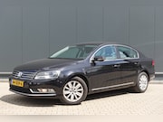 Volkswagen Passat - 1.6 TDI Highline BlueMotion