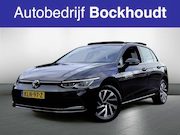 Volkswagen Golf - 1.4 eHybrid Style | Panorama Dak | Sfeerverlichting | Naviga