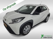 Toyota Aygo X - 1.0 VVT-i MT Play 1e-Eig. & Keurig-Onderh. BOVAG-Garantie. N