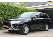 Mitsubishi Outlander - 2.4 PHEV Pure | Achteruitrijcamera | Carplay | Stoelverwarmi