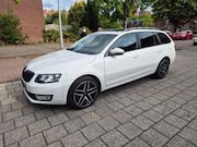 Skoda Octavia - Combi 1.2 TSI AUTOMAAT Businessline NW APK
