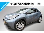 Toyota Aygo X - 1.0 VVT-i MT Play, Apple Carplay & Android Auto, Camera , Cr