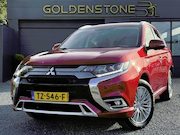 Mitsubishi Outlander - 2.4 PHEV Intense ✓1e Eigenaar✓Trakhaak✓Carplay✓Camera✓Alcant