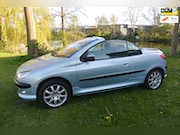 Peugeot 206 - 2.0-16V cabrio/airco/2de eigenaar/apk