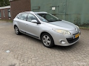 Renault Mégane - 2.0 Privilége