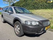 Volvo XC70 - 2.5 T AWD Geartronic BENZINETANK LEK