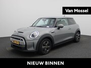 MINI Mini Electric - Camden Edition 33 kWh | Navigatie | Stoelverwarming | Parkee