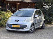Peugeot 107 - 1.0-12V XR