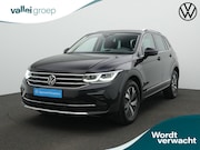 Volkswagen Tiguan - 1.4 TSI 245 pk eHybrid Elegance | IQ Light | Adaptief onders