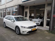 Volkswagen Passat - Variant 1.4 TSI GTE Highline NAVI LEDER CRUISE PDC ALLE OPTI