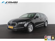 Skoda Octavia - Combi 1.5 TSI MHEV Business Edition > Trekhaak/Camera/Winter