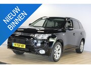 Mitsubishi Outlander - 2.0 PHEV Instyle | Schuif- kanteldak | Trekhaak | Leer