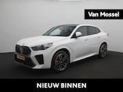 BMW X2 - sDrive20i Launch Edition | M Sportpakket | Panoramadak | App