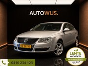 Volkswagen Passat - 1.6 FSI Comfortline|AUT|LM-VELG|TREKHAAK|NL AUTO