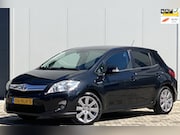 Toyota Auris - 1.8 Full Hybrid Dynamic ACHTERUITRIJCAMERA DEALER ONDERHOUD