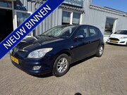 Hyundai i30 - 1.6i Dynamic
