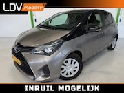 Toyota Yaris - 1.3 VVT-I DYNAMIC / Automaat / Camera / Stoelverwarming / Bl