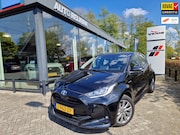 Toyota Yaris - 1.5 Hybrid Dynamic/NAVI/CAMERA/KEYLESS/LMV/CRUISE/1E EIGENAA