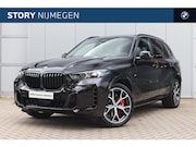 BMW X5 - xDrive50e M Sport Automaat / Panoramadak Sky Lounge / Comfor