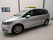 Volkswagen Touran - 1.4 TSI Connected Series Pdc | Lmv | Panoramadak | Trekhaak 
