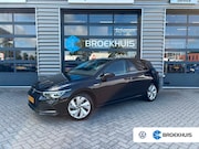 Volkswagen Golf - 1.5 eTSI 150 pk Style 7-DSG | Trekhaak | Navigatie | Parkeer