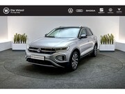 Volkswagen T-Roc - 1.5 TSI 150pk DSG Style | Afneembare Trekhaak, Park Assist, 
