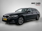 BMW 3-serie - Touring 320e Business Edition Plus | Trekhaak | Leder | Navi