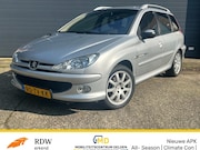 Peugeot 206 - 1.6-16V Quiksilver / Climate / All- Season