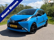 Toyota Aygo - 1.0 VVT-i x-cite Automaat / Camera / Navi / Airco / 16" Velg