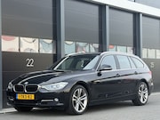 BMW 3-serie - 2.0 325d Executive Xenon Clima