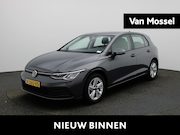 Volkswagen Golf - 1.0 TSI Life | APPLE CARPLAY | BLUETOOTH | PARKEERSENSOREN |
